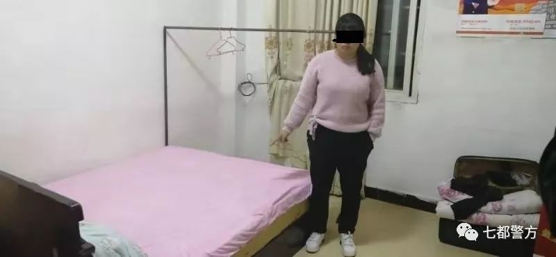 多名男女仓库内卖淫嫖娼被抓